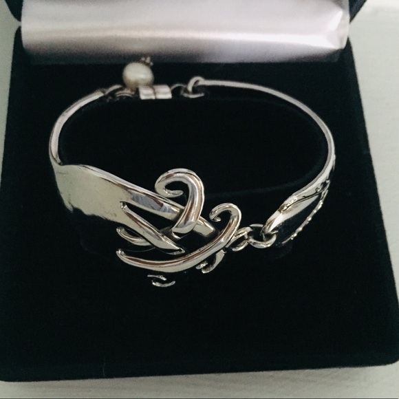 Silver Spoon Bracelet - Picture 3 of 16